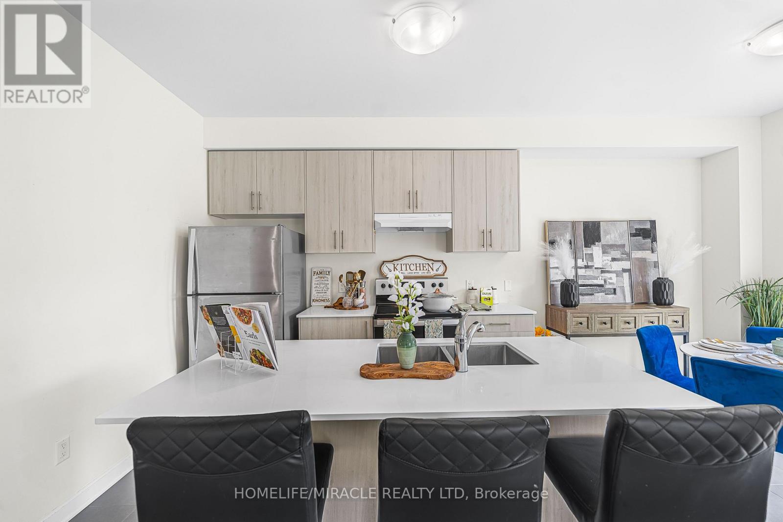 67 Oakmont Drive, Loyalist, Ontario  K0H 1G0 - Photo 13 - X13722072