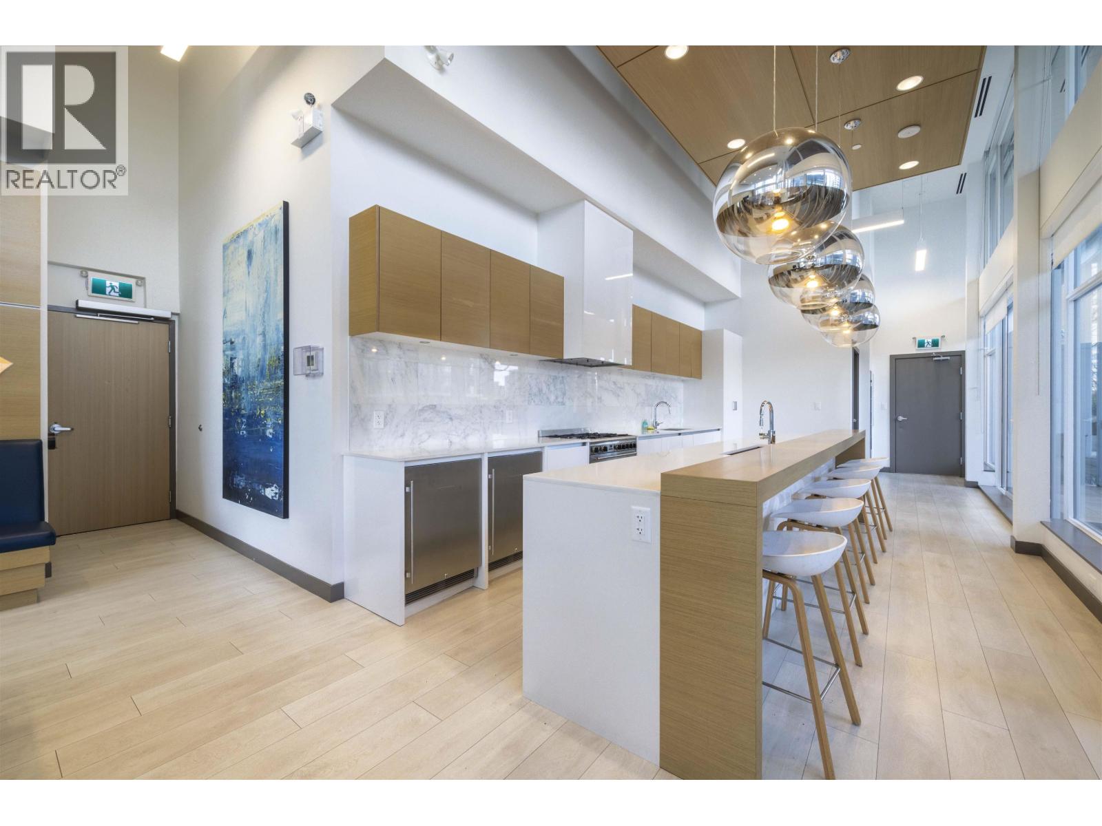 2606 4670 ASSEMBLY WAY, Burnaby, British Columbia