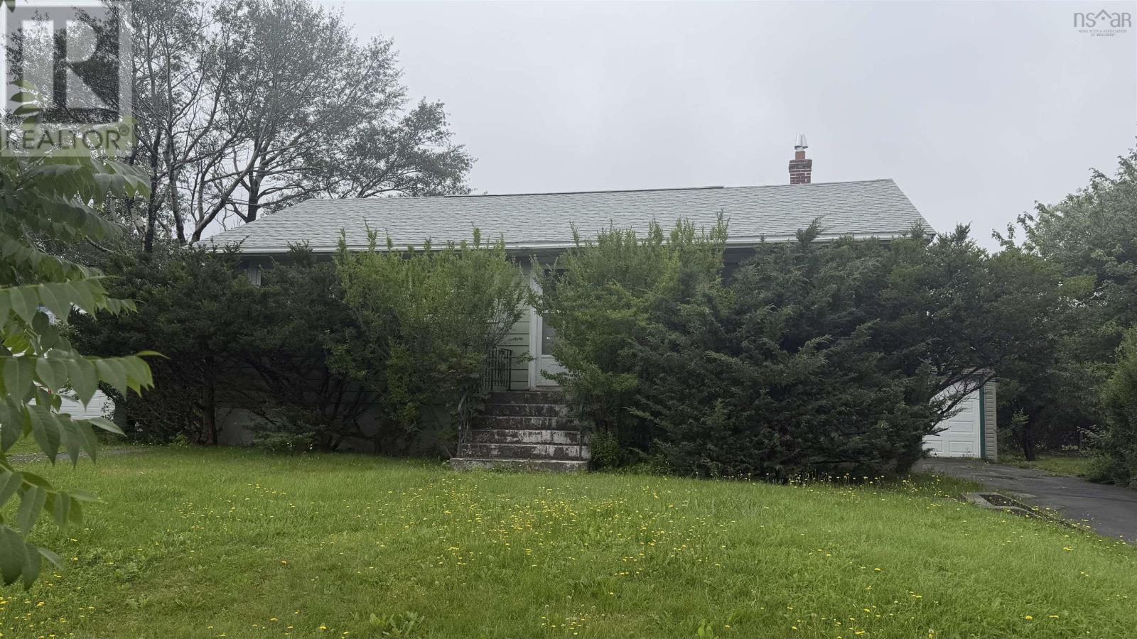 6 Lucien Drive, Dartmouth, Nova Scotia