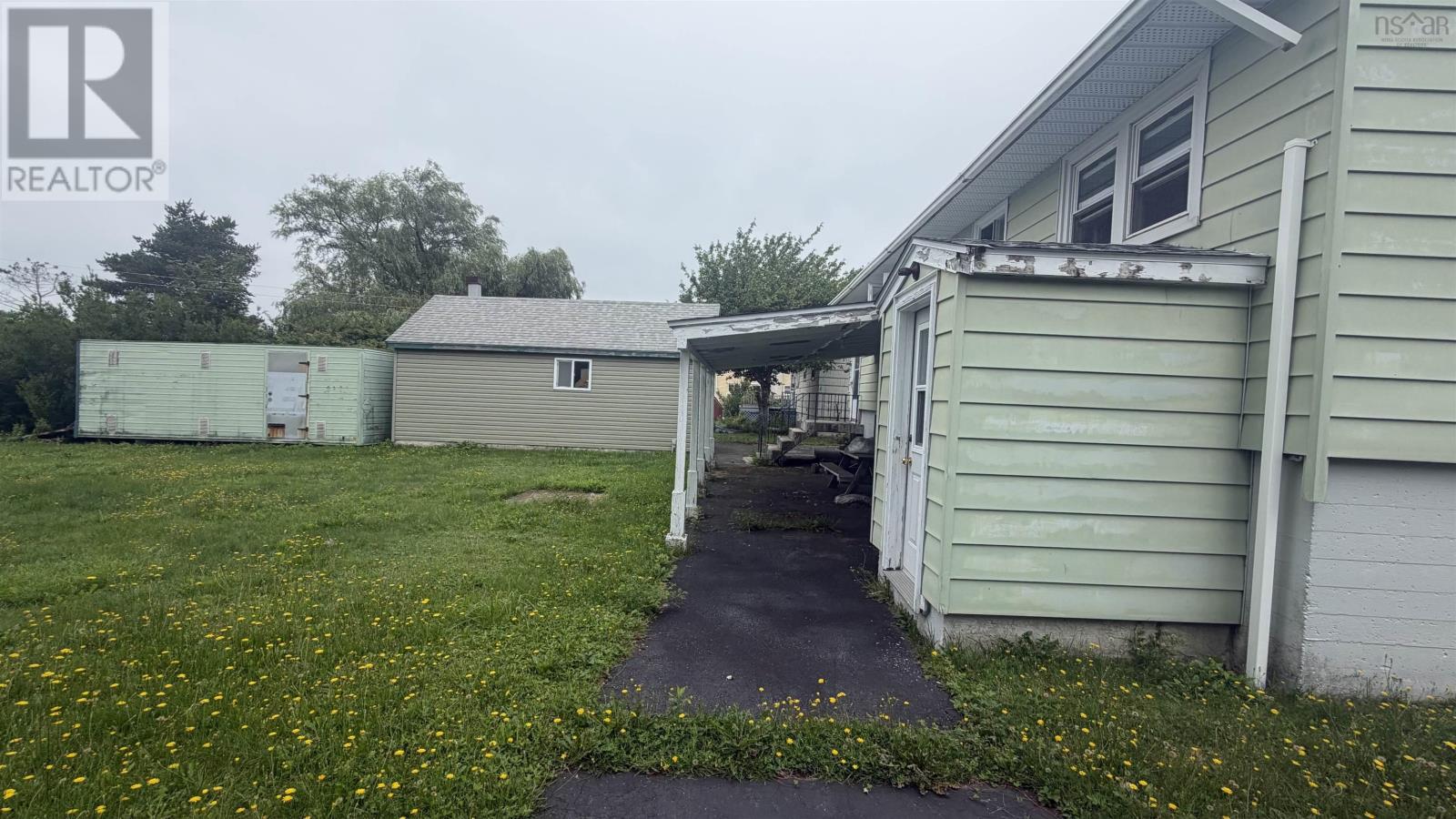 6 Lucien Drive, Dartmouth, Nova Scotia  B2W 2H8 - Photo 3 - 202621800