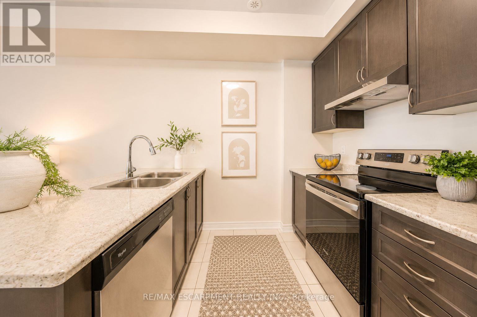 74 - 2435 Greenwich Drive, Oakville, Ontario  L6M 0S4 - Photo 15 - W13579206