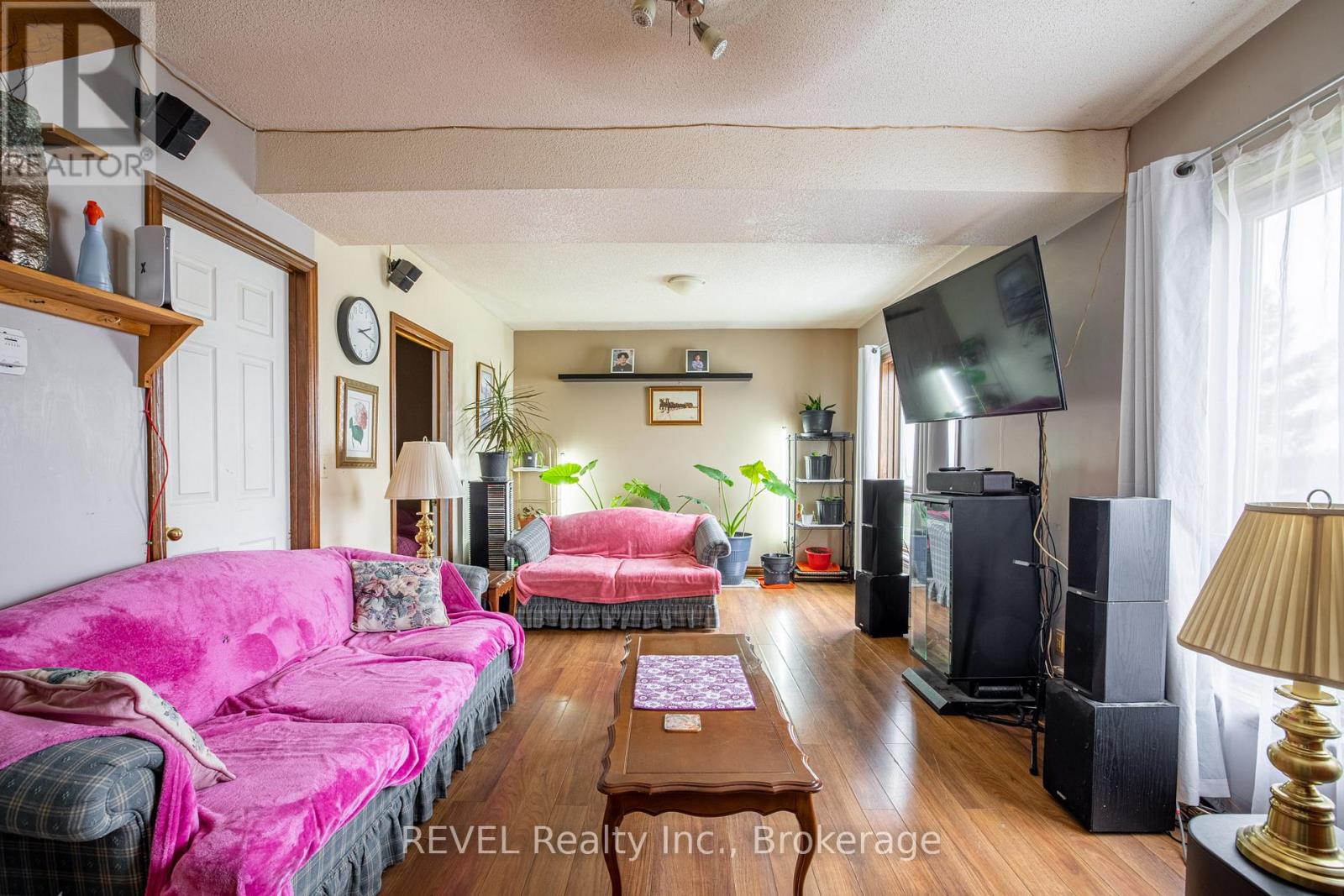 4201 Fox Road, Fort Erie, Ontario  L0S 1S0 - Photo 3 - X13092326