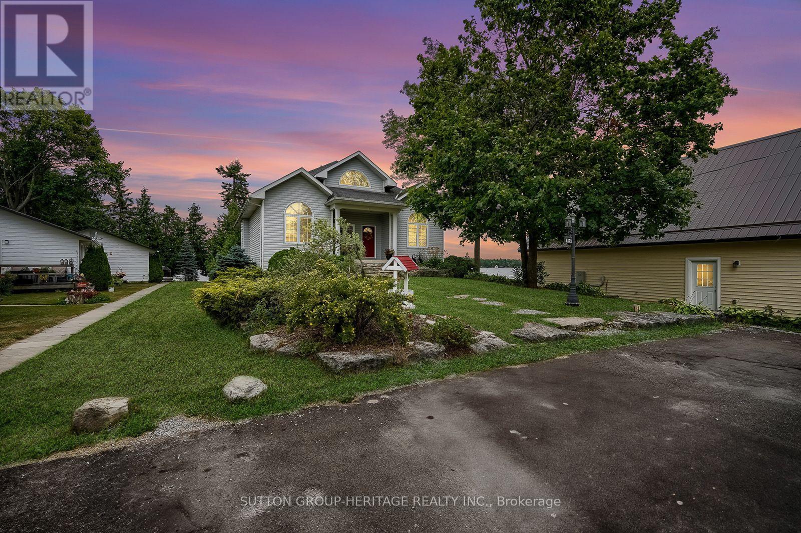 400 FRONT STREET W, Kawartha Lakes, Ontario