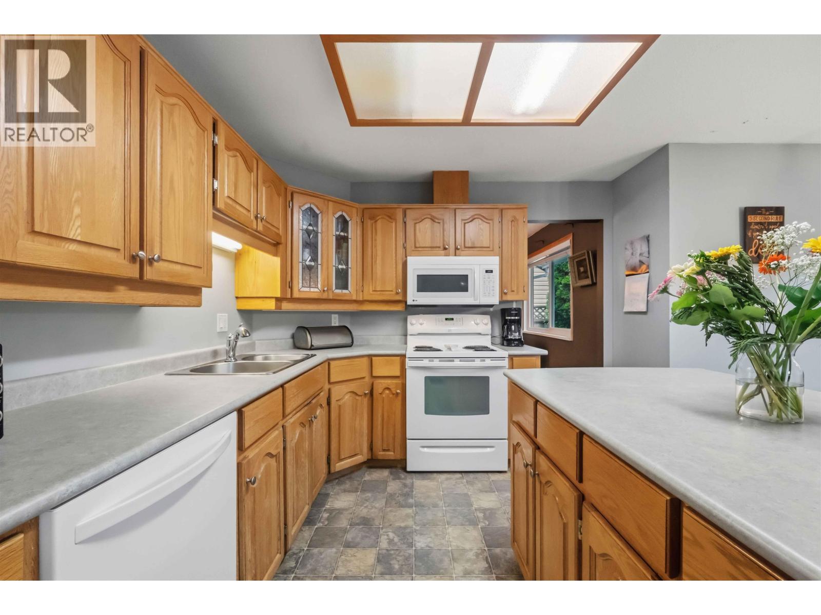 22950 126 Avenue, Maple Ridge, British Columbia  V2X 0S7 - Photo 11 - R3159169