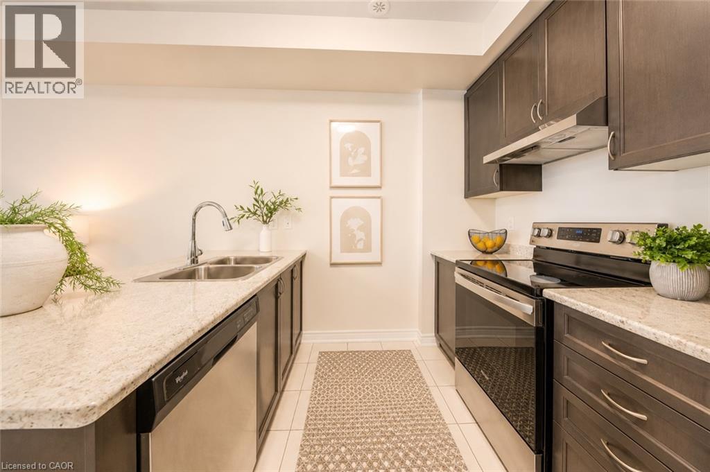 2435 Greenwich Drive Unit# 74, Oakville, Ontario  L6M 0S4 - Photo 14 - 40847583