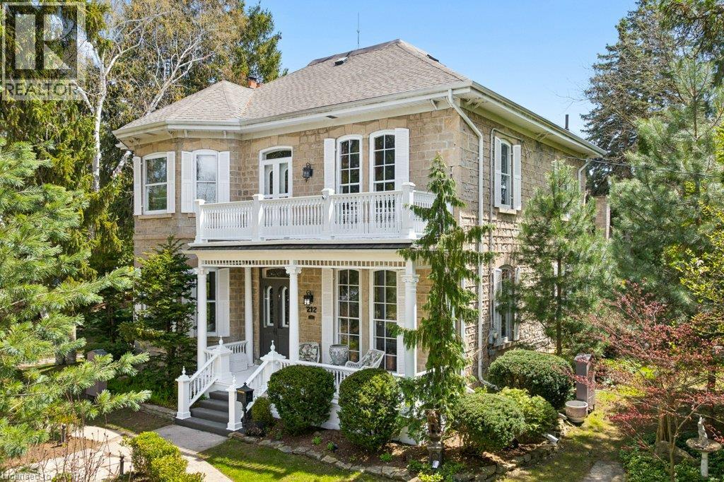 212 QUEEN ST E Street, Cambridge, Ontario