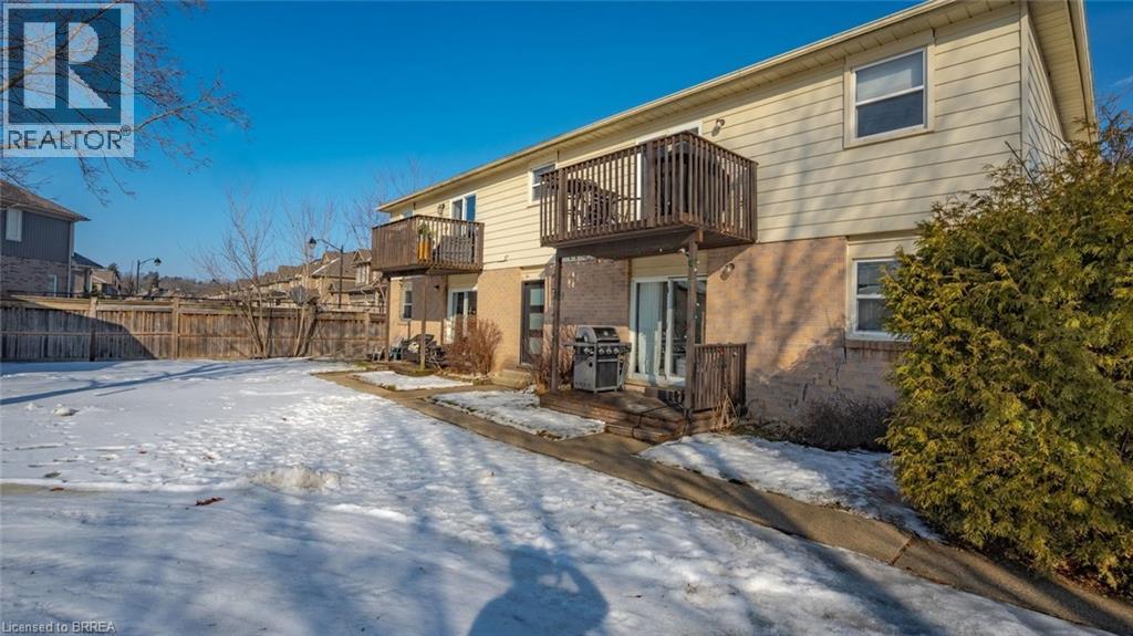 60 WILLOW Street, Paris, Ontario