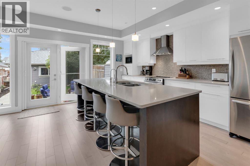 4616 82 Street NW, Calgary, Alberta  T3B 2P7 - Photo 8 - A2334626