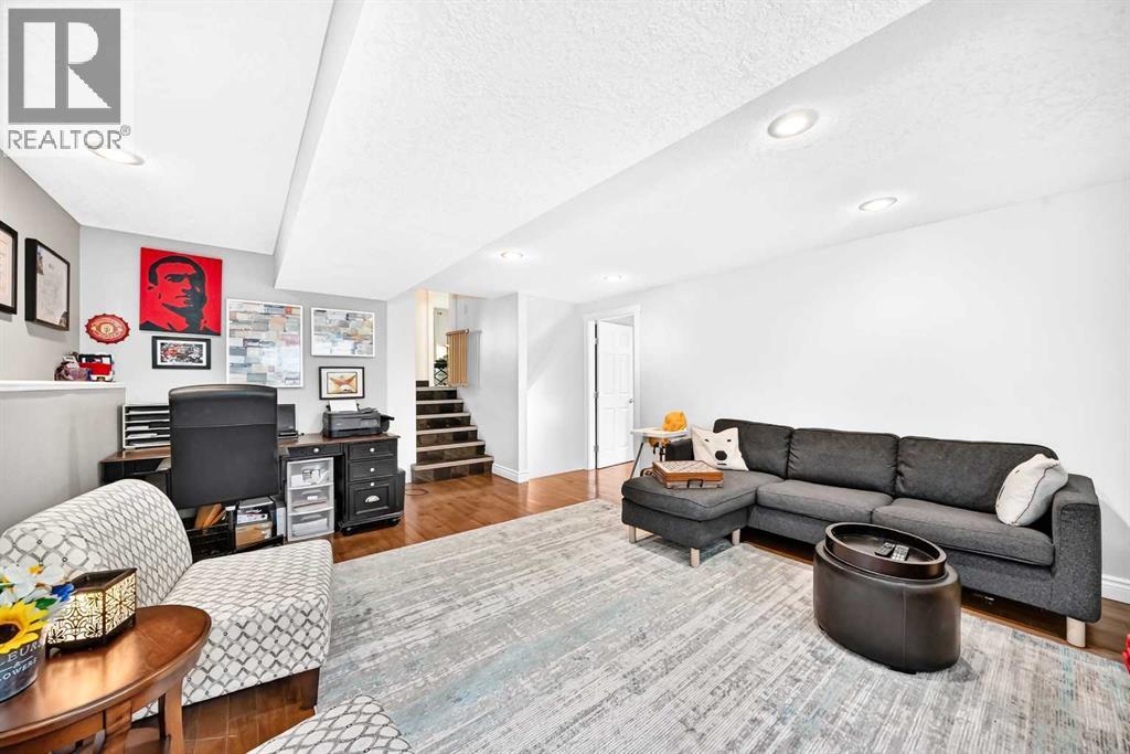 204 Midridge Crescent SE, Calgary, Alberta  T2X 1C6 - Photo 23 - A2340828