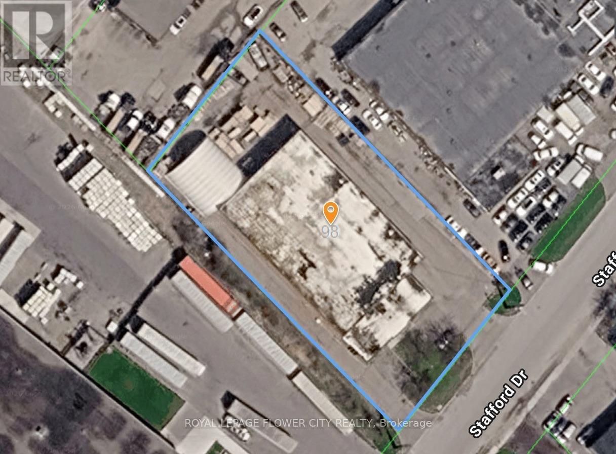 98 STAFFORD DRIVE, Brampton, Ontario