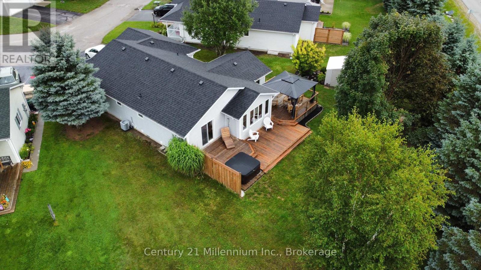 12 Illinois Crescent, Wasaga Beach, Ontario  L9Z 3A8 - Photo 35 - S13722168