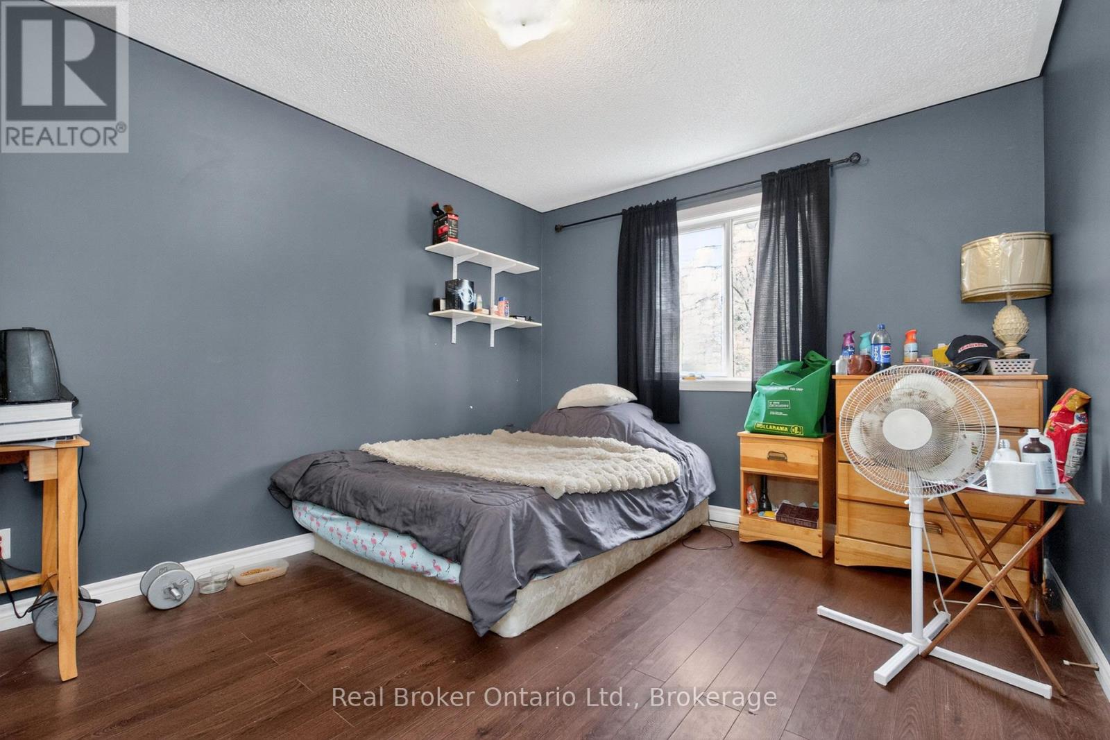 11 Campbell Court, Springwater, Ontario  L0L 1V0 - Photo 10 - S13722350