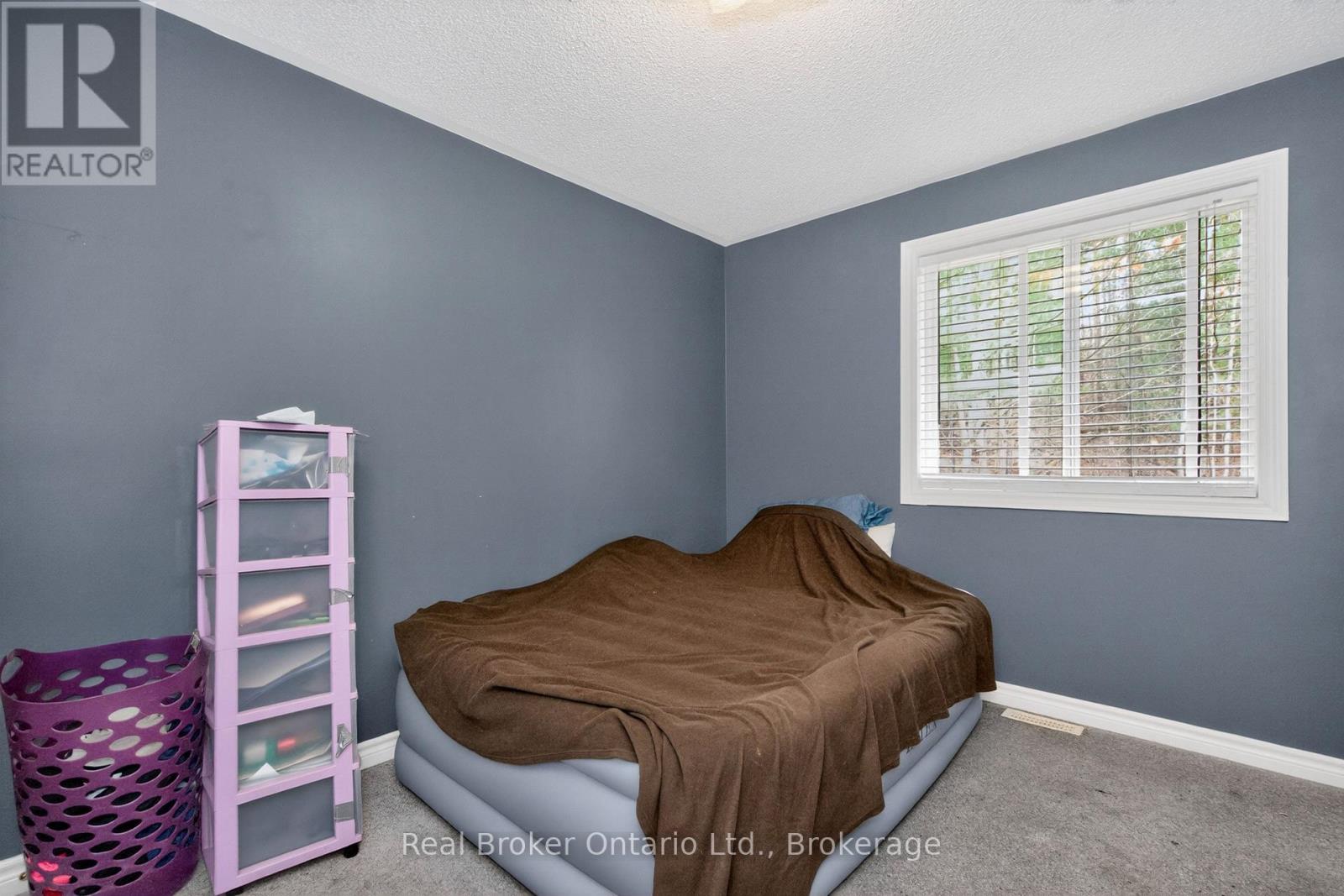 11 Campbell Court, Springwater, Ontario  L0L 1V0 - Photo 11 - S13722350