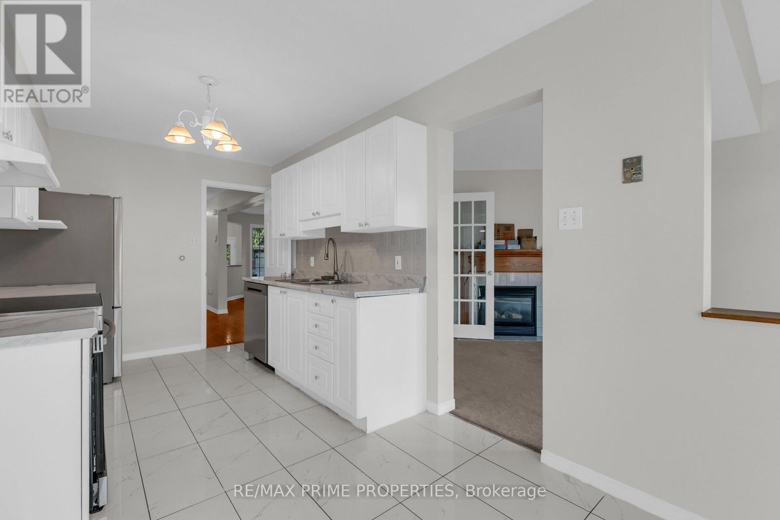 246 Duntroon Circle, Ottawa, Ontario  K1T 4C6 - Photo 16 - X13545608