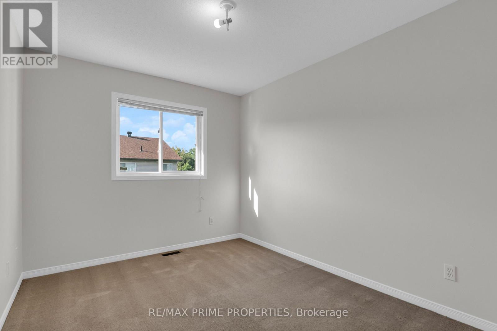 246 Duntroon Circle, Ottawa, Ontario  K1T 4C6 - Photo 19 - X13545608