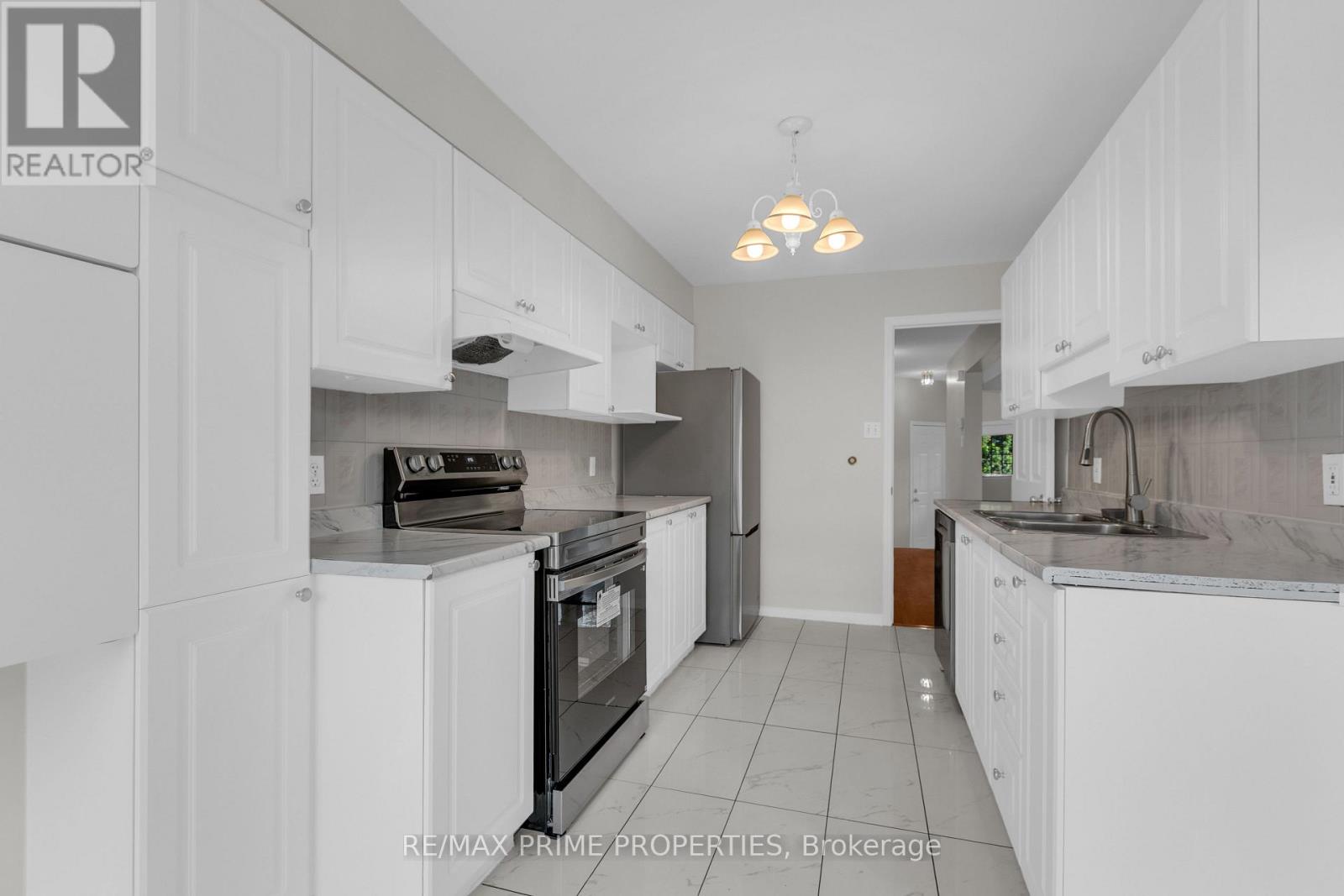 246 Duntroon Circle, Ottawa, Ontario  K1T 4C6 - Photo 15 - X13545608