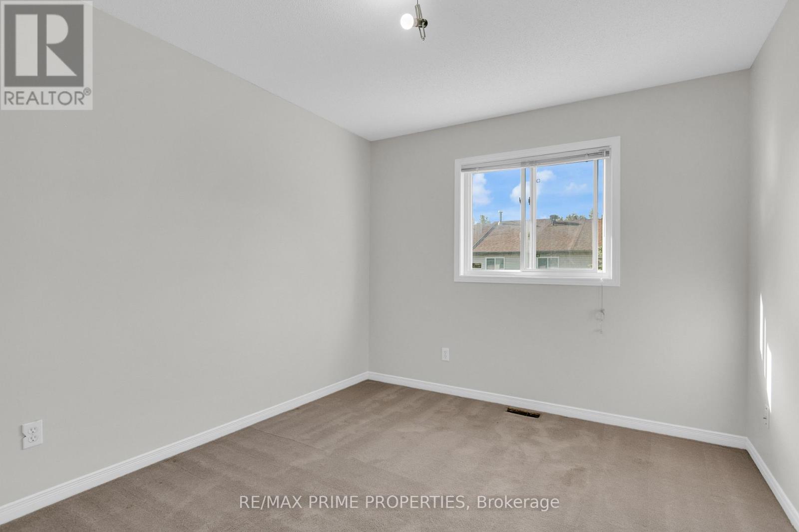 246 Duntroon Circle, Ottawa, Ontario  K1T 4C6 - Photo 21 - X13545608