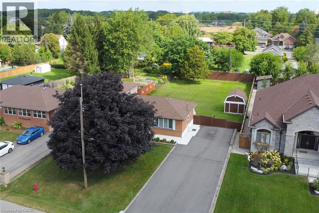 98 Kennedy Avenue, Hamilton, Ontario  L9B 1C7 - Photo 3 - 40858476