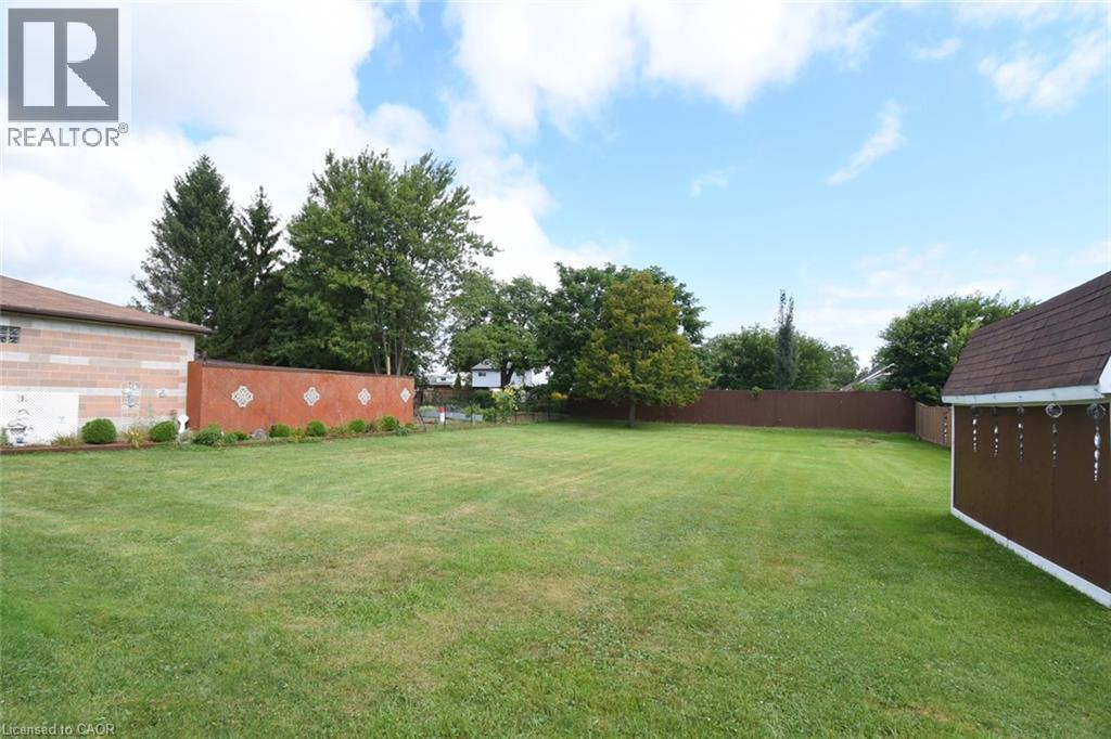 98 Kennedy Avenue, Hamilton, Ontario  L9B 1C7 - Photo 30 - 40858476
