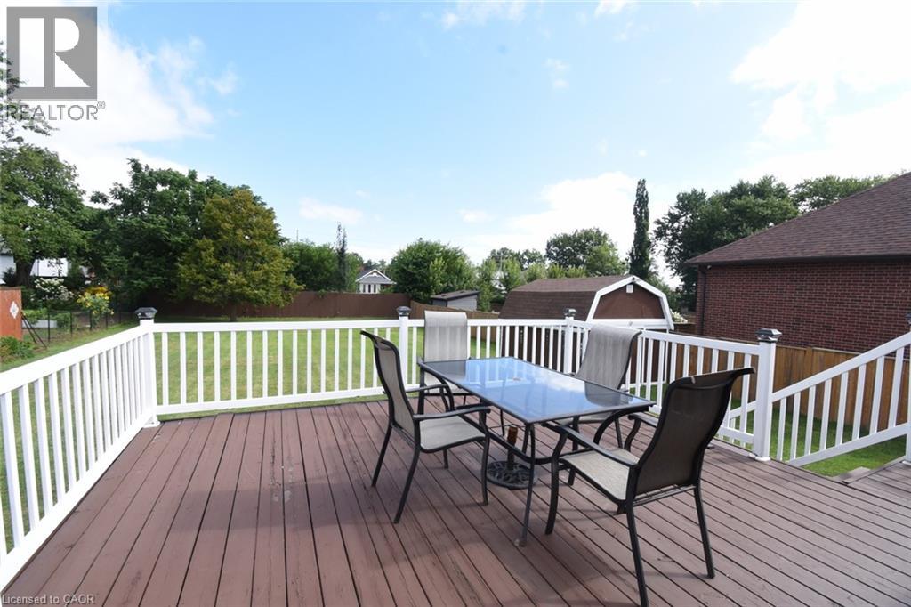 98 Kennedy Avenue, Hamilton, Ontario  L9B 1C7 - Photo 35 - 40858476
