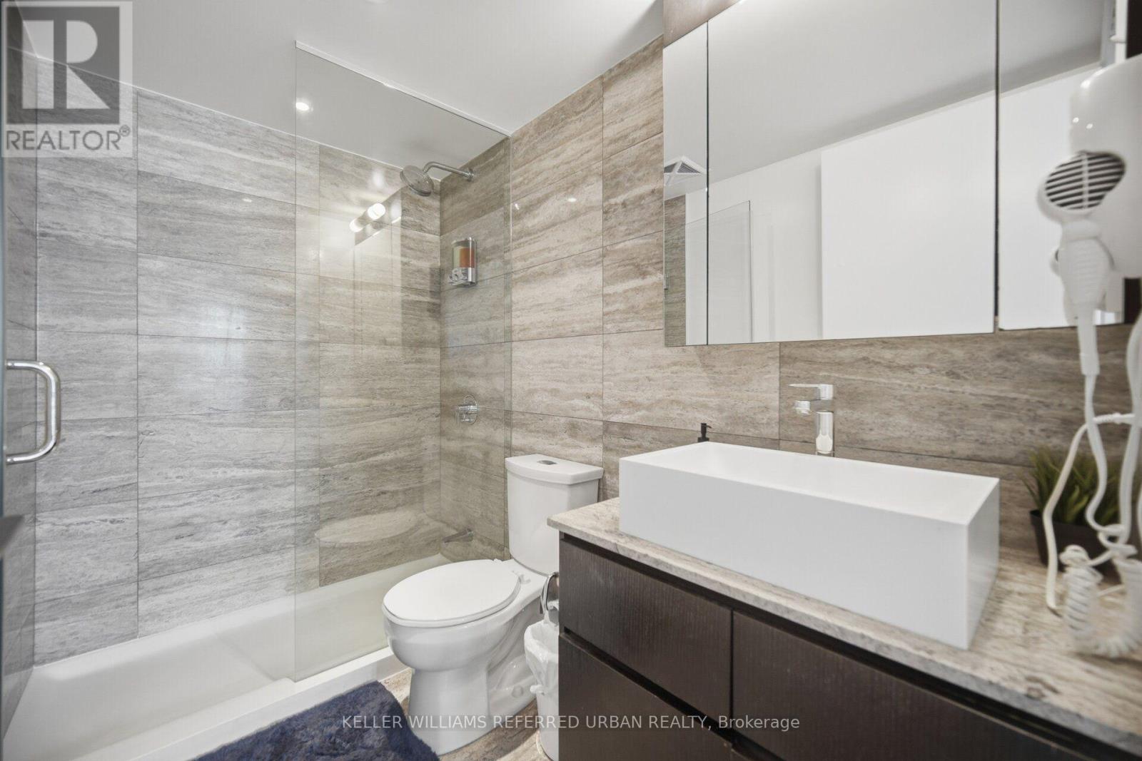 1707 - 10 Capreol Court, Toronto, Ontario  M5V 4B3 - Photo 14 - C13722130