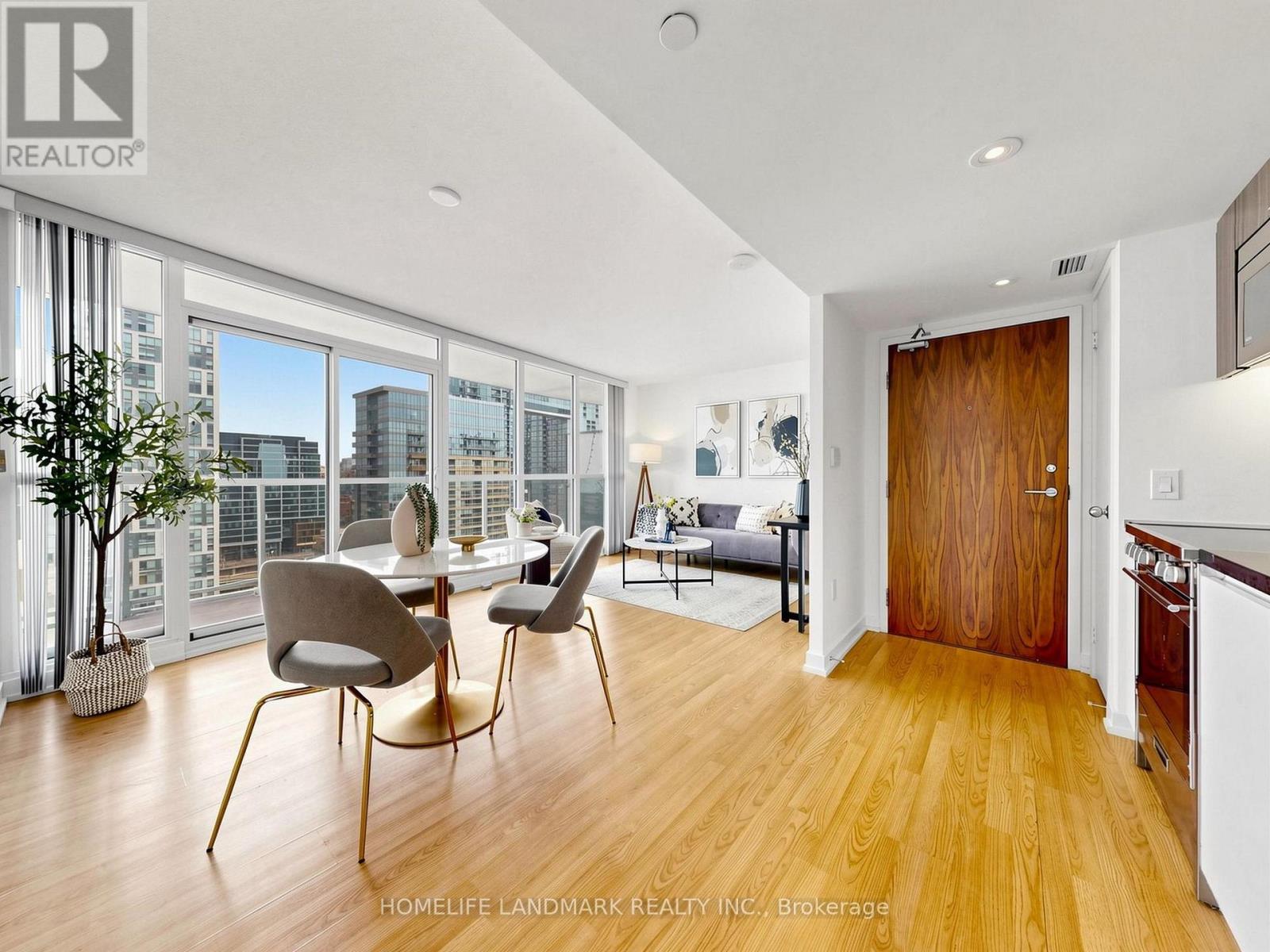 2215 - 75 Queens Wharf Road, Toronto, Ontario  M5V 0J8 - Photo 11 - C13722138