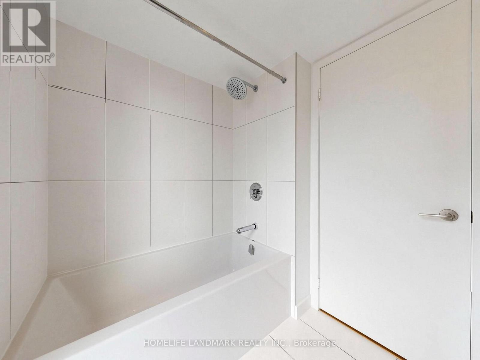 2215 - 75 Queens Wharf Road, Toronto, Ontario  M5V 0J8 - Photo 22 - C13722138
