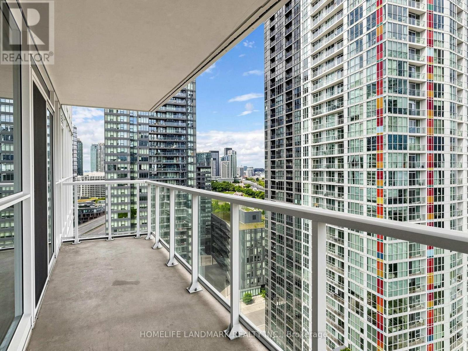 2215 - 75 Queens Wharf Road, Toronto, Ontario  M5V 0J8 - Photo 28 - C13722138