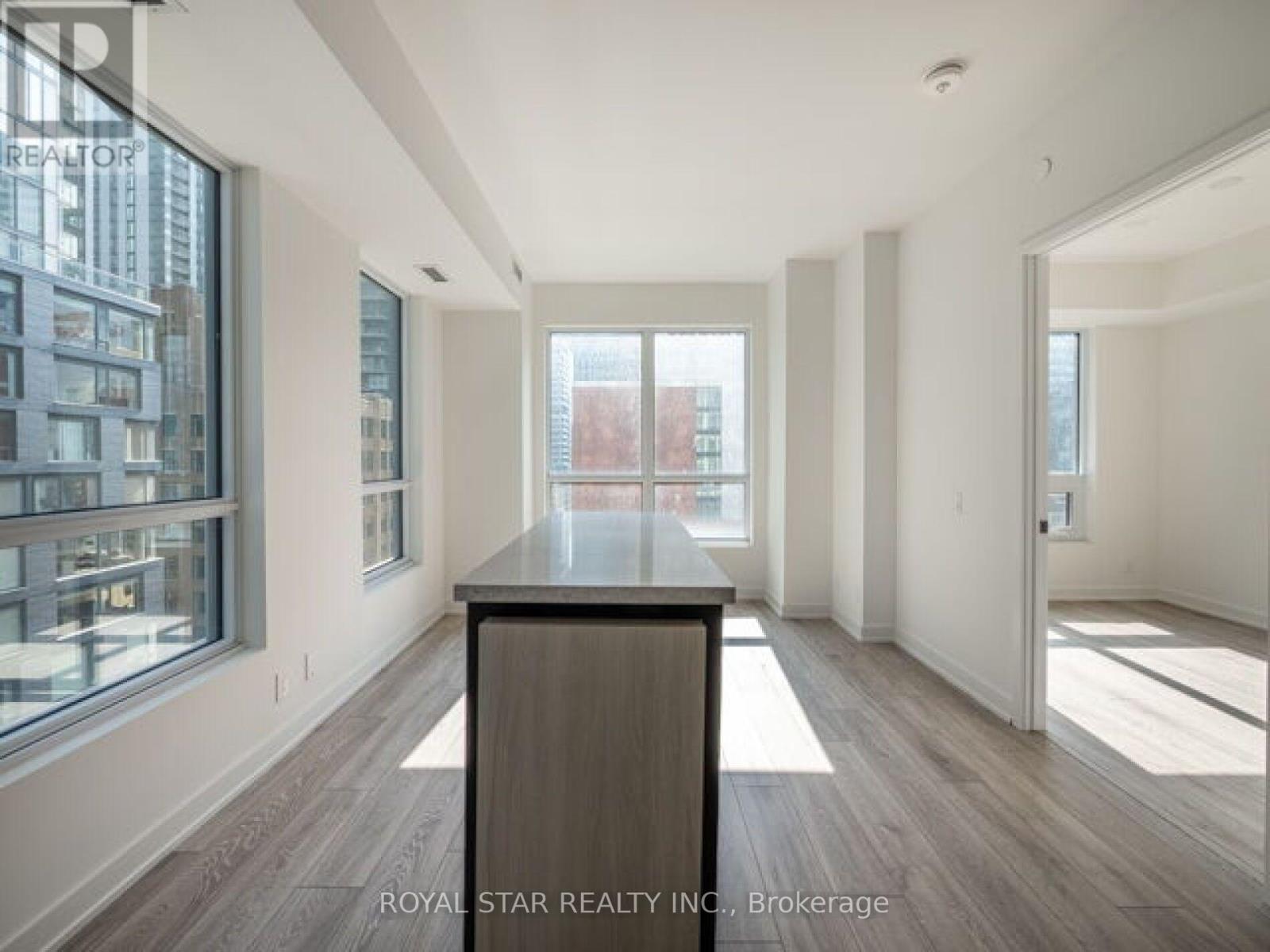 1007 - 108 Peter Street, Toronto, Ontario  M5V 2G7 - Photo 9 - C13722314