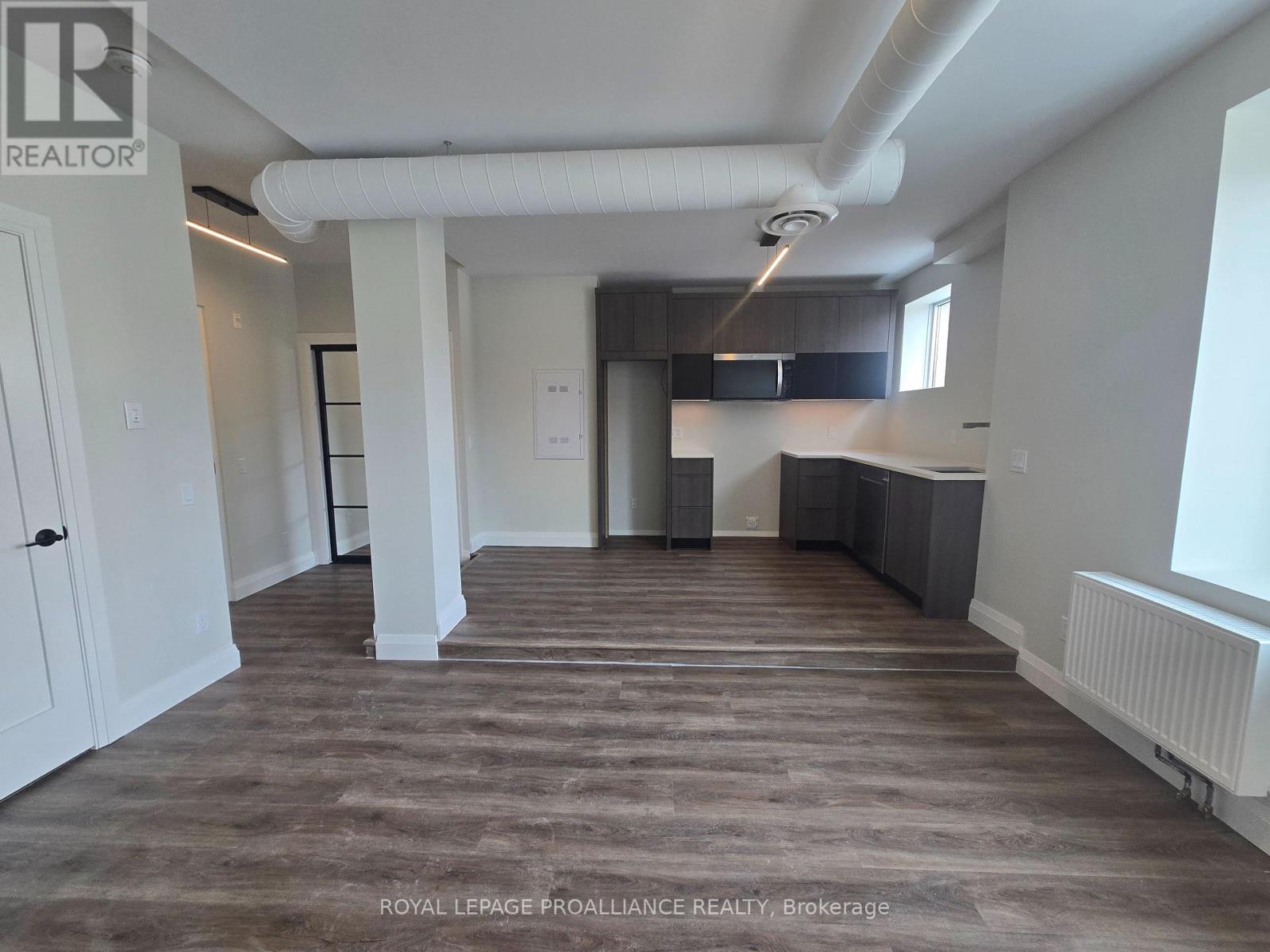 202 - 241 Front Street, Belleville, Ontario  K8N 2Z6 - Photo 6 - X13722210