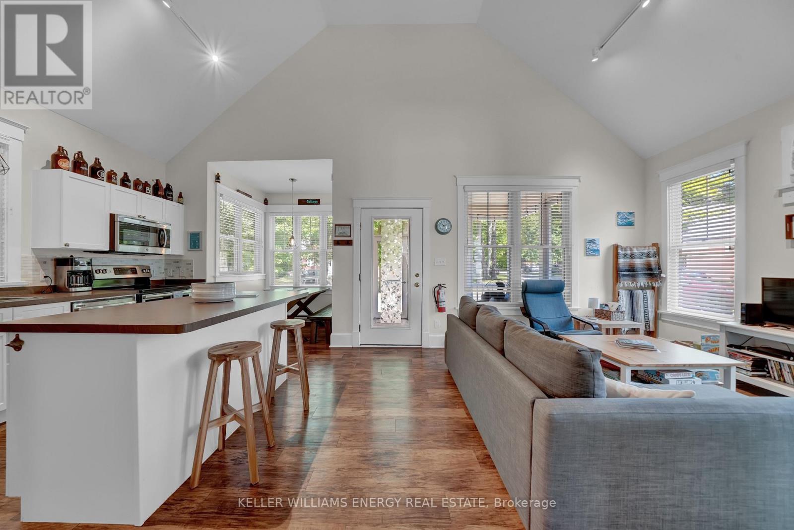 2 Pine Forest Lane, Prince Edward County, Ontario  K0K 1P0 - Photo 3 - X13722258