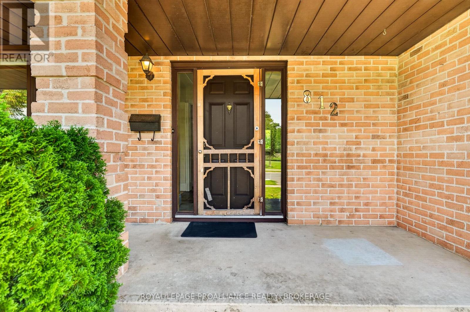 812 Lancaster Drive, Kingston, Ontario  K7P 1P9 - Photo 3 - X13722220