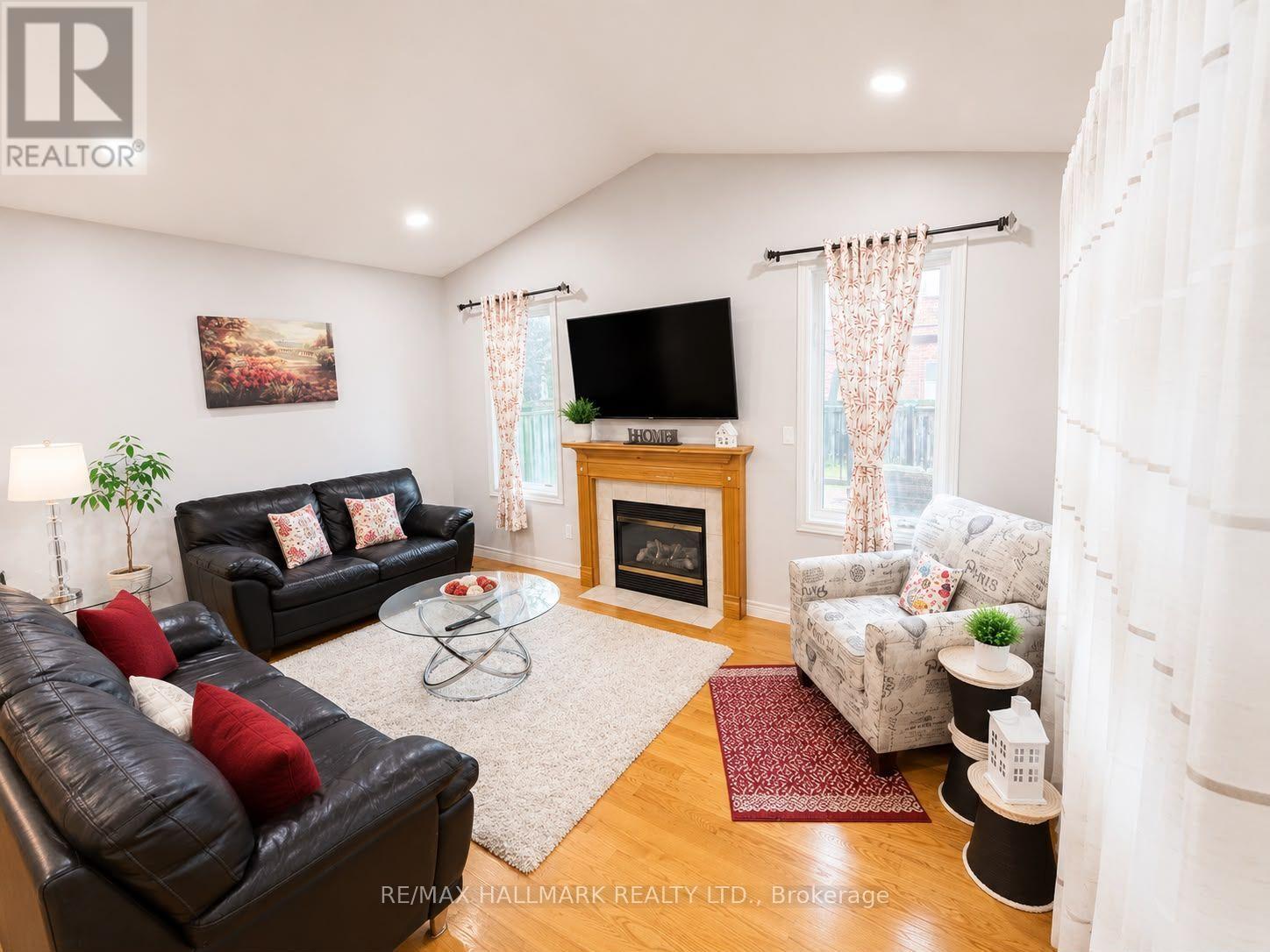 57 Treen Crescent, Whitby, Ontario  L1R 3C8 - Photo 6 - E13722200
