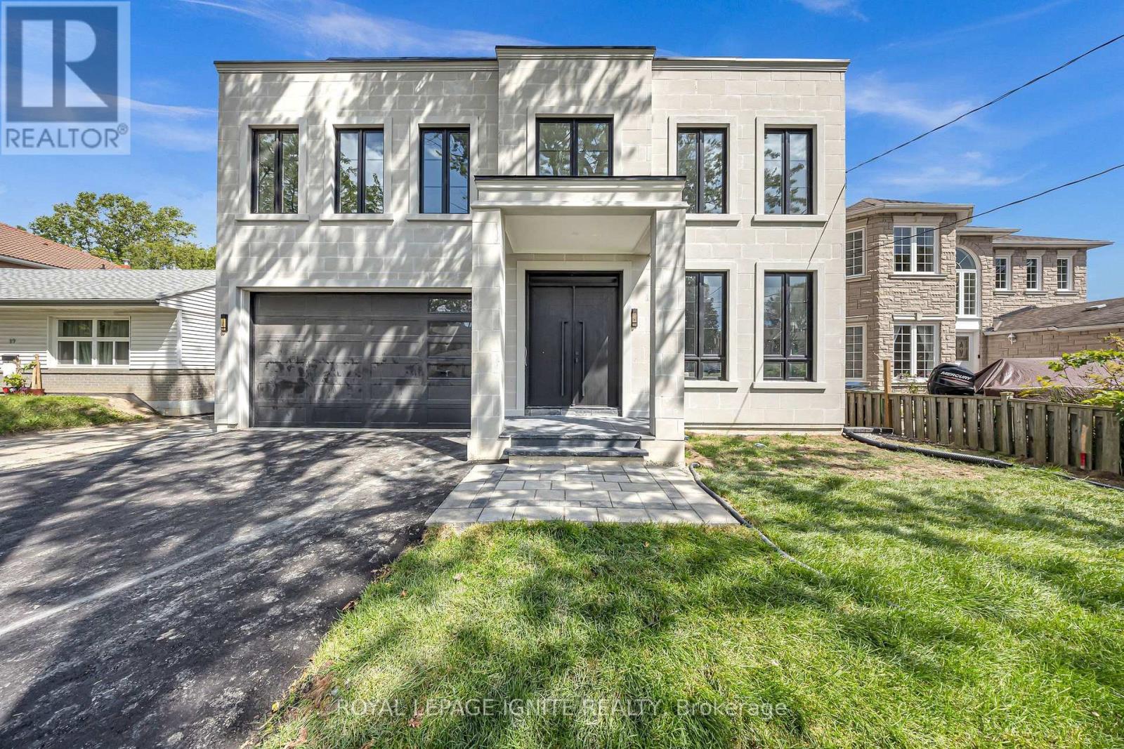 15 DEBLYN DRIVE E, Toronto, Ontario