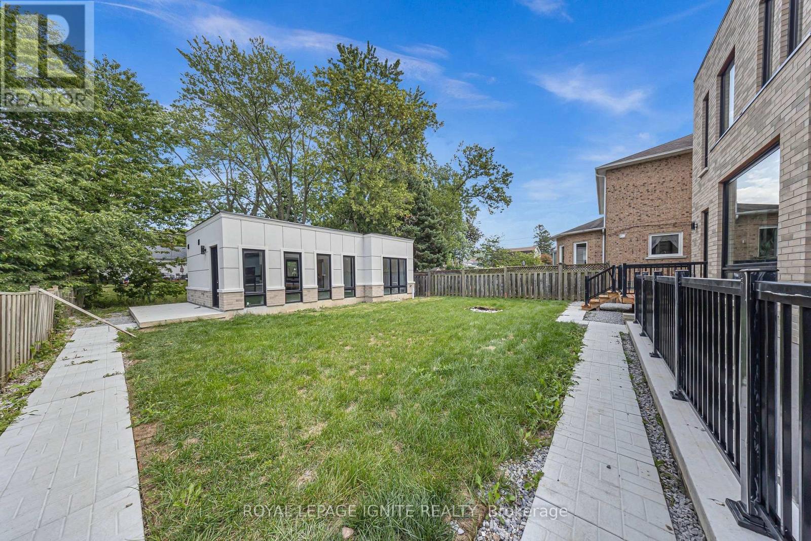 15 Deblyn Drive E, Toronto, Ontario M1S 1J4 - Photo 42 - E13722348