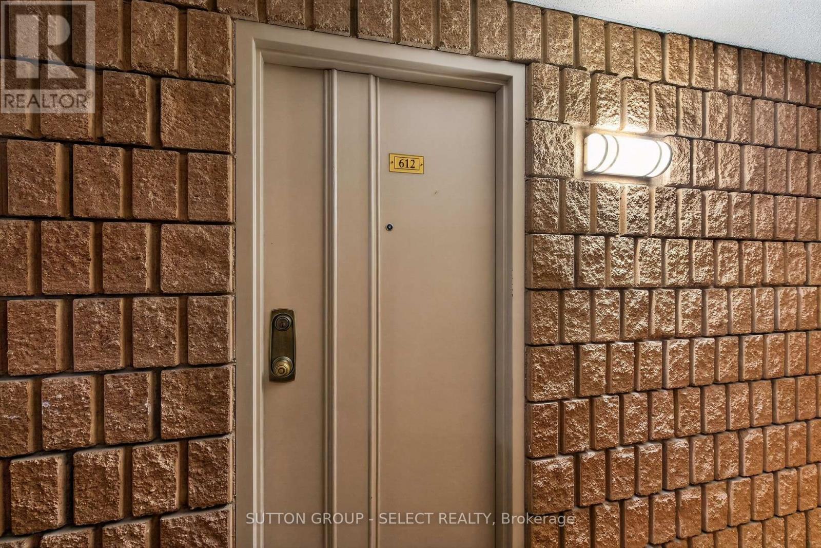 612 - 600 Grenfell Drive, London North, Ontario N5X 2R8 - Photo 2 - X13722302