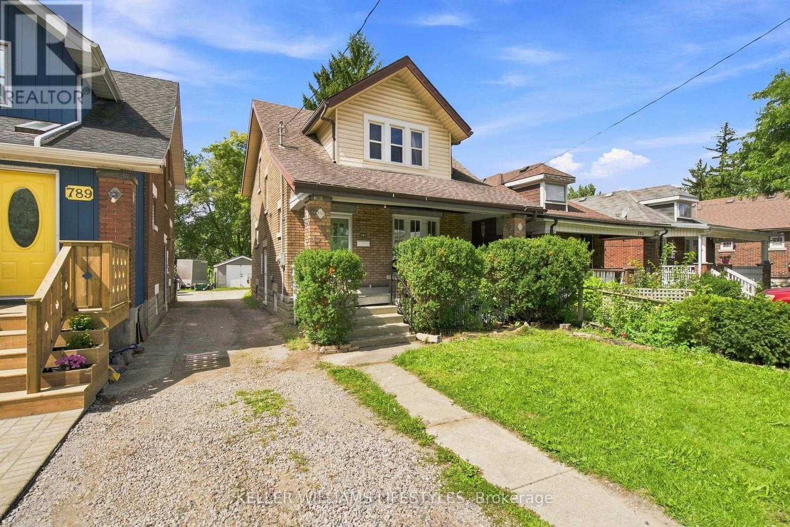 791 Quebec Street, London East, Ontario N5Y 1X3 - Photo 2 - X13722366