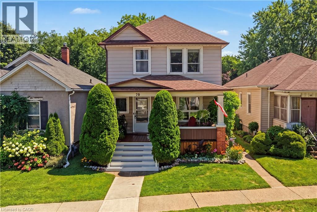 70 WOODLAND Avenue, St. Catharines, Ontario