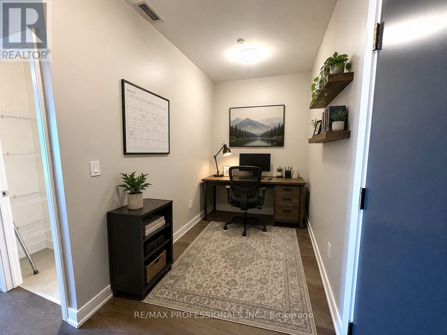 B1402 - 715 Davis Drive, Newmarket, Ontario  L3Y 2R2 - Photo 7 - N13679490
