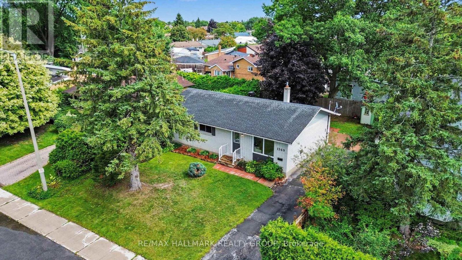 1369 Duford Drive, Ottawa, Ontario  K1E 1E3 - Photo 2 - X13722152