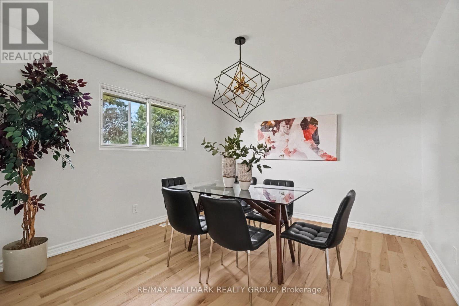 1369 Duford Drive, Ottawa, Ontario  K1E 1E3 - Photo 5 - X13722152