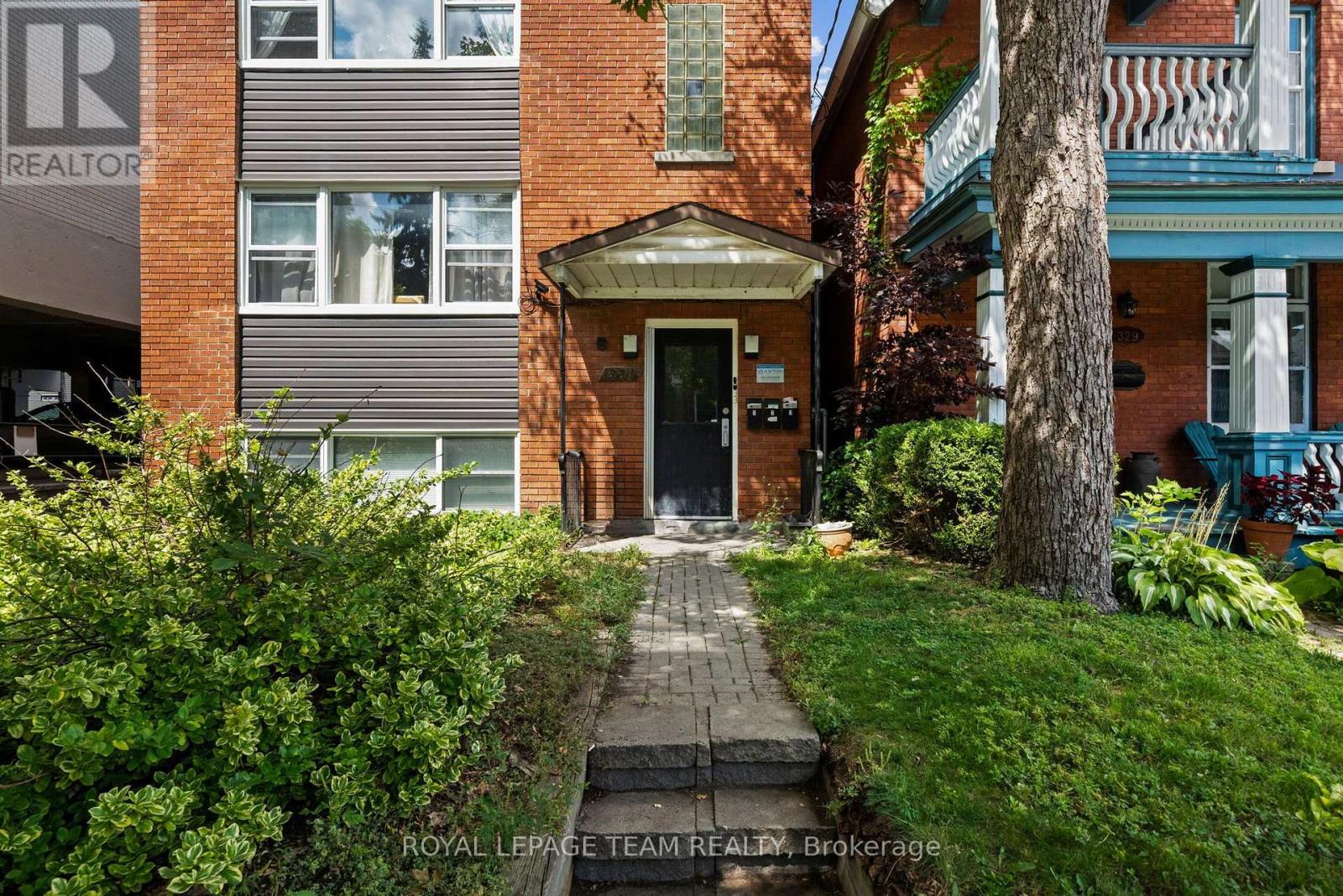 331 Flora Street, Ottawa, Ontario  K1R 5S1 - Photo 3 - X13722170