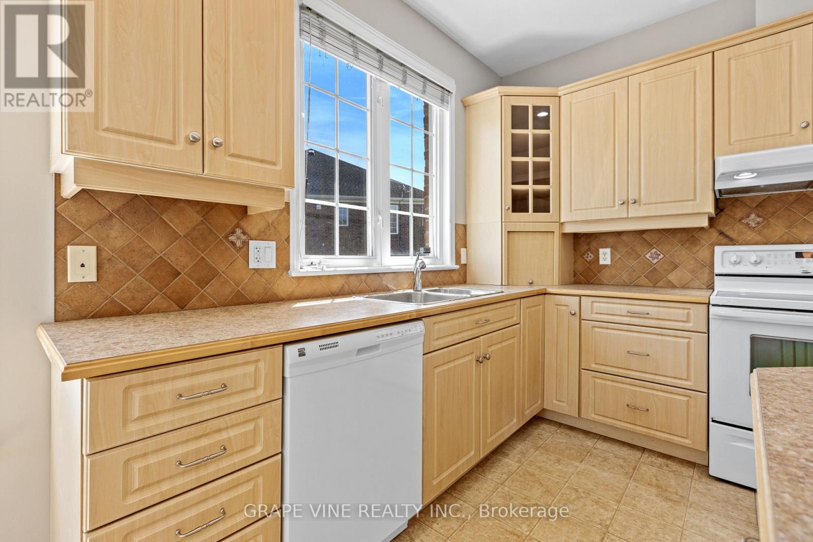 201 Ramelton Private, Ottawa, Ontario  K2J 0M1 - Photo 18 - X13722224