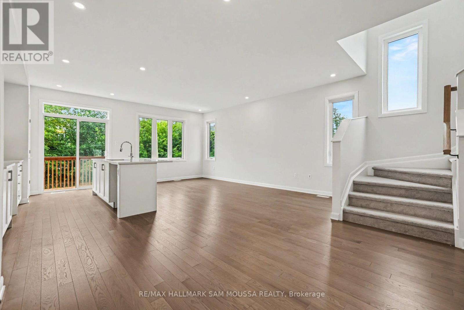 886 Eileen Vollick Crescent, Ottawa, Ontario K2W 0M8 - Photo 13 - X13722230