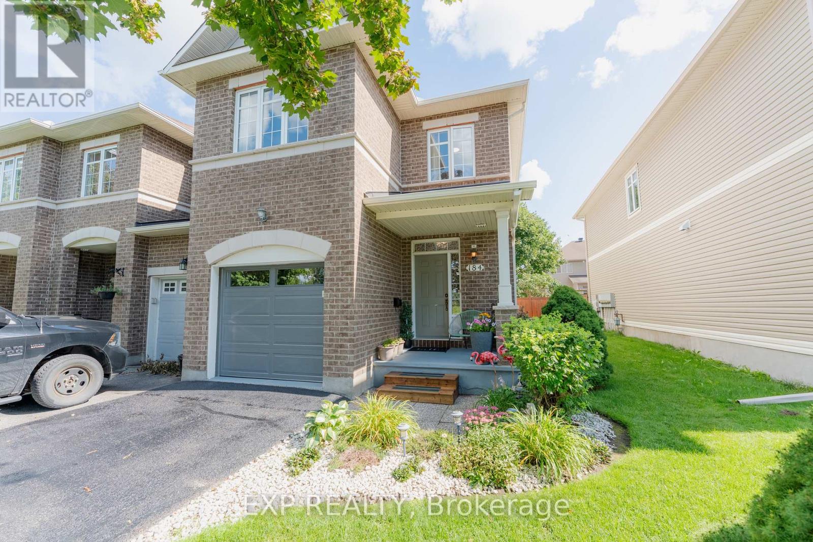 184 BERRIGAN DRIVE, Ottawa, Ontario