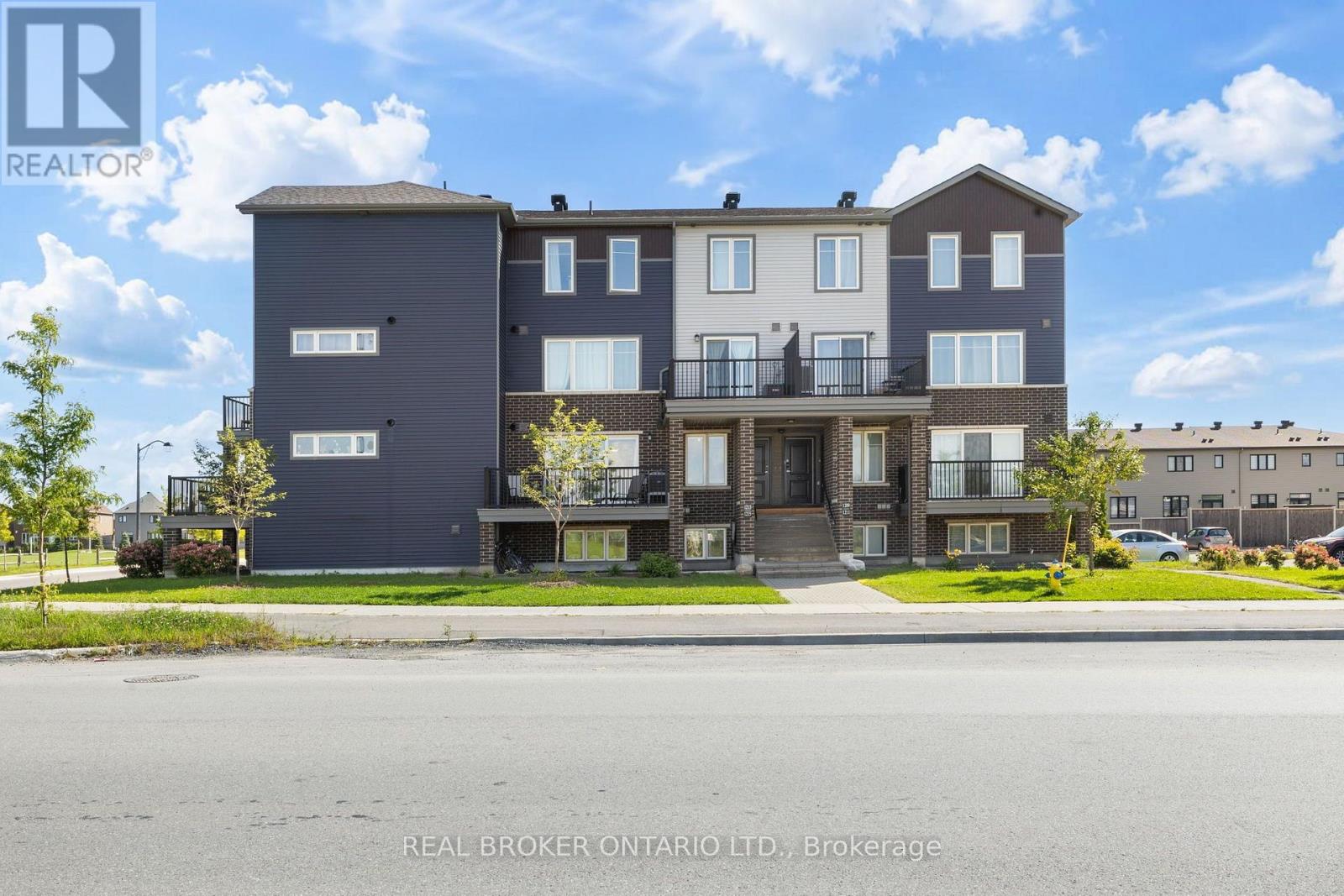 2 - 1213 CHAPMAN MILLS DRIVE, Ottawa, Ontario
