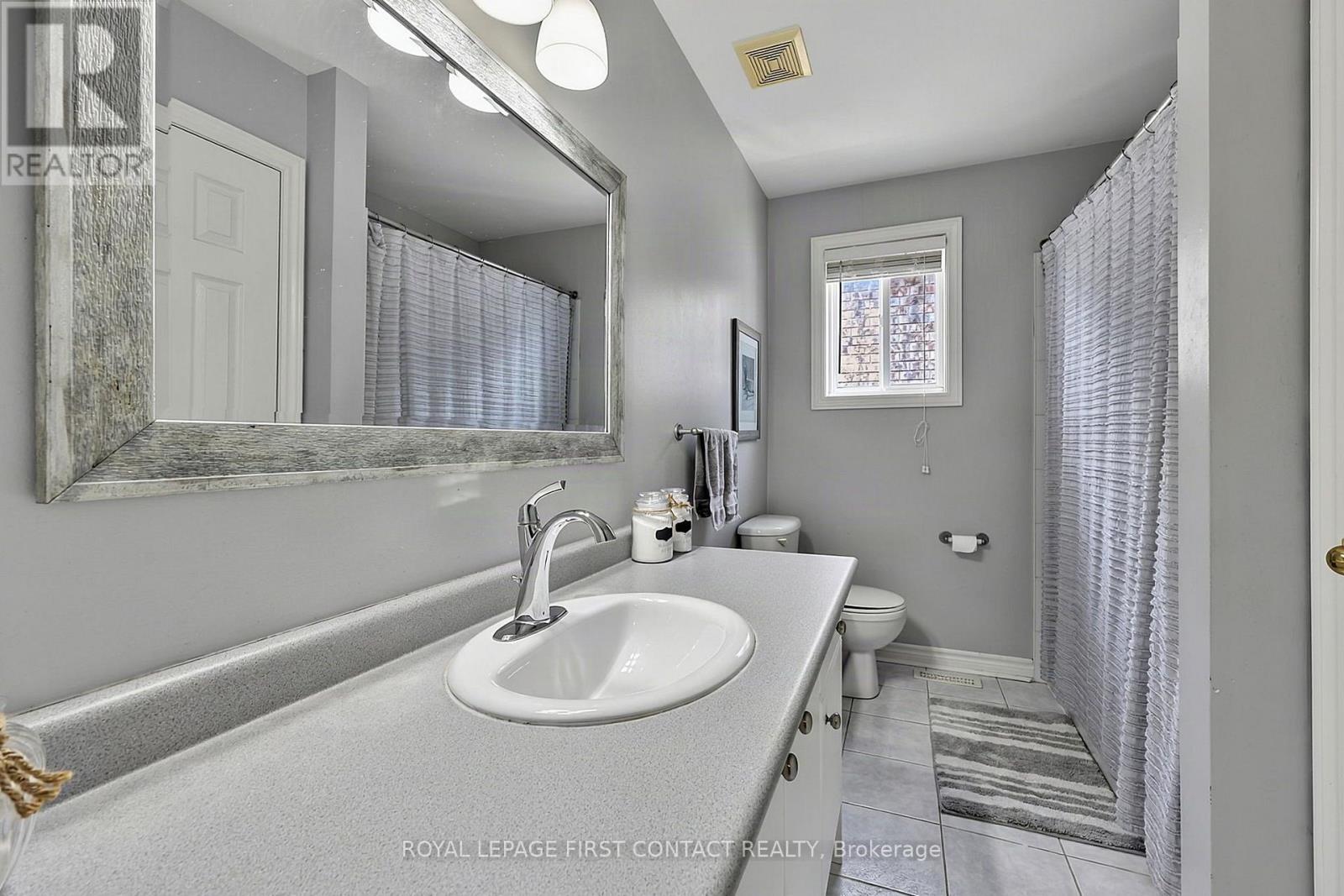 1 Brown Wood Drive, Barrie (Little Lake), Ontario  L4M 6N4 - Photo 29 - S13722228