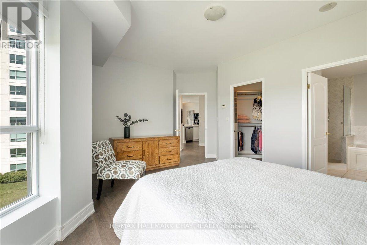 605 - 2 Toronto Street, Barrie (Lakeshore), Ontario L4N 9R2 - Photo 26 - S13722368