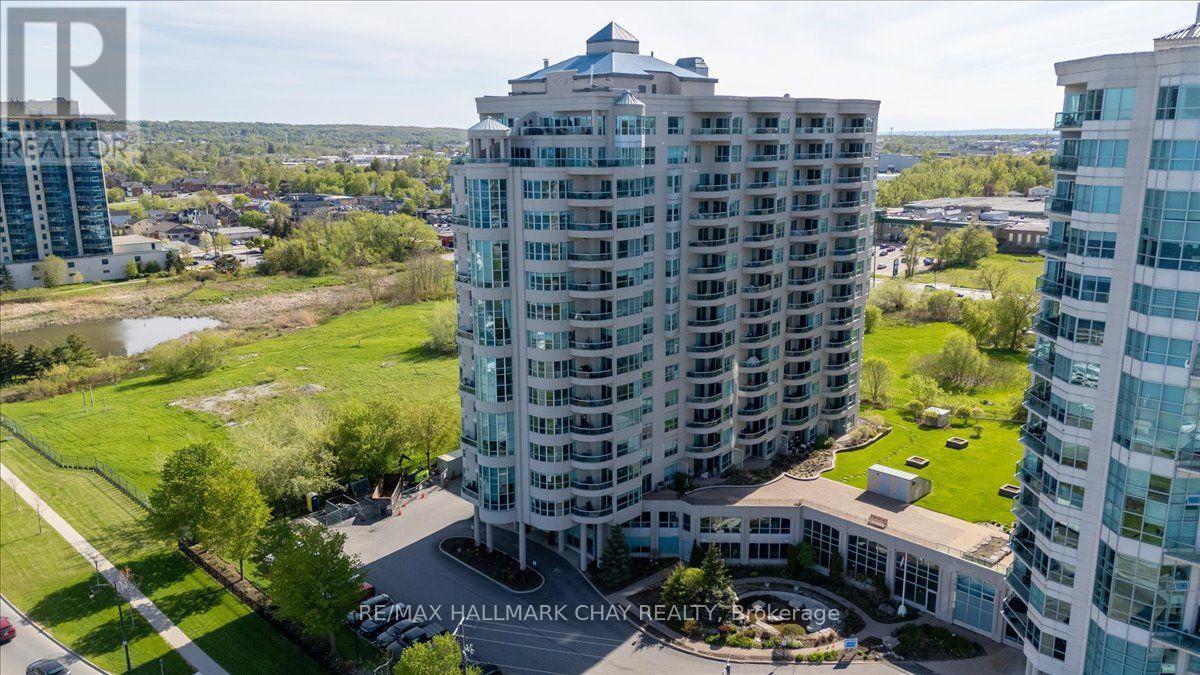 605 - 2 Toronto Street, Barrie (Lakeshore), Ontario L4N 9R2 - Photo 3 - S13722368