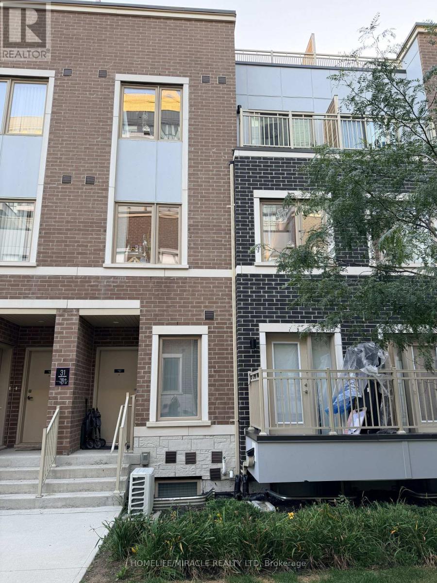 68 - 31 HONEYCRISP CRESCENT, Vaughan, Ontario
